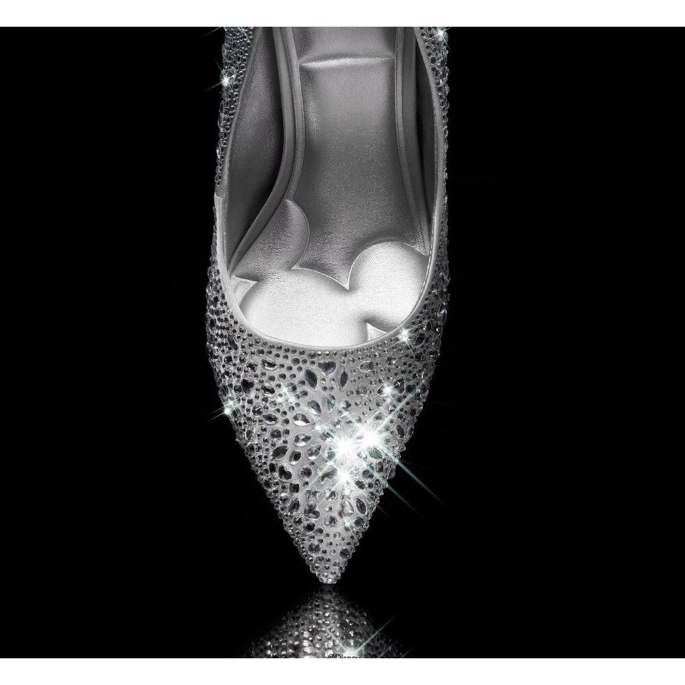 Disney x ALDO Stessy 100 Silver Rhinestone Crystal Stiletto Pumps Heels Sz 8 US - Picture 2 of 10